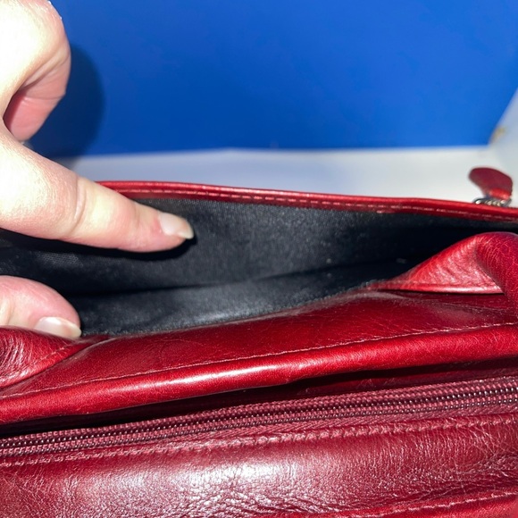 Franklin Covey Burgundy Leather Satchel - Picture 12 of 16